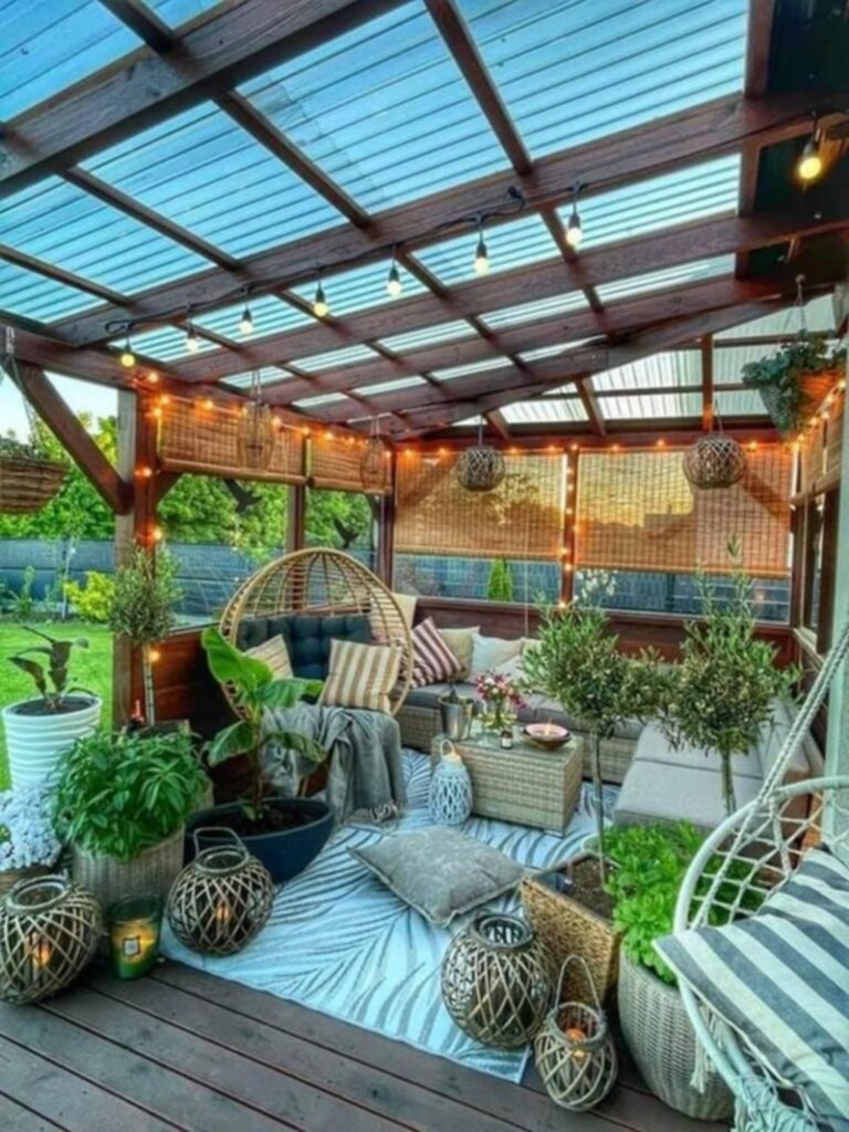 How to Create a Cozy Outdoor Living Space: A Guide to Serenity and Tranquility