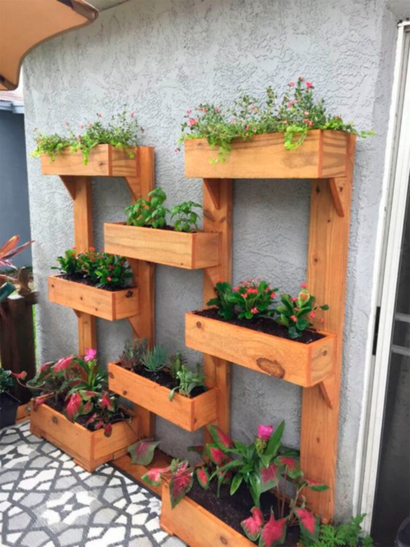 Pallet Planter Ideas (17)