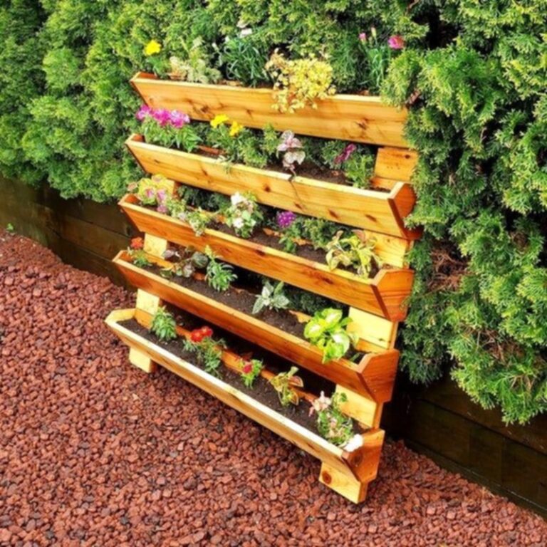 simple-ways-to-build-a-pallet-planter-how-to-make-diy