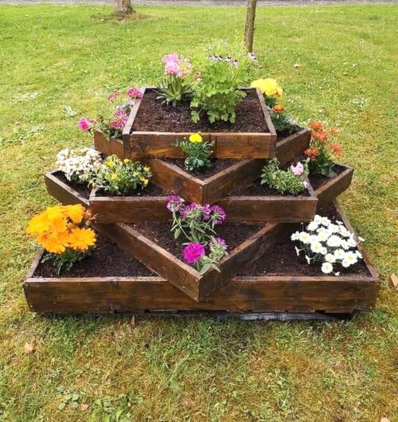 Pallet Planter Ideas (26)