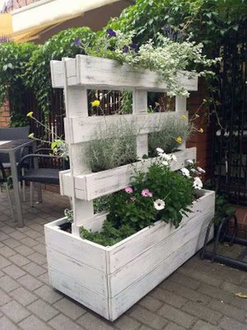 Pallet Planter Ideas (34)