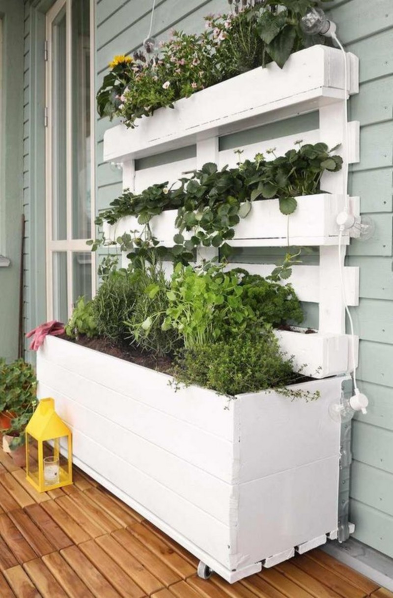 Pallet Planter Ideas (35)