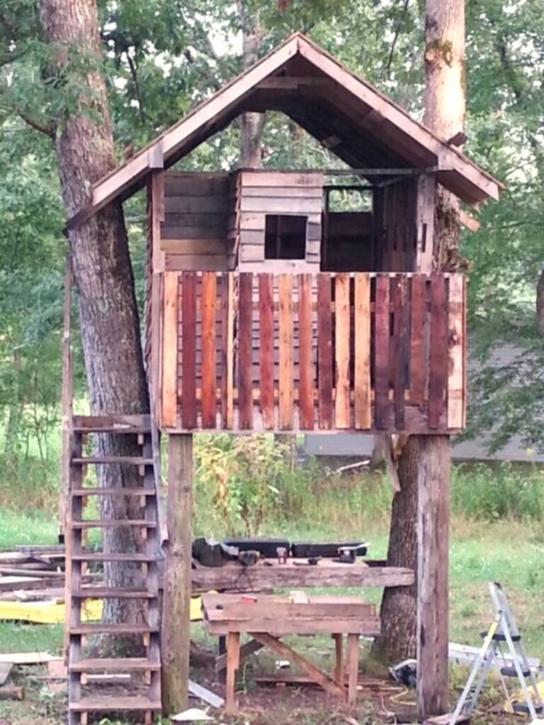 diy-treehouse-ideas-and-helpful-building-tips-family-handyman